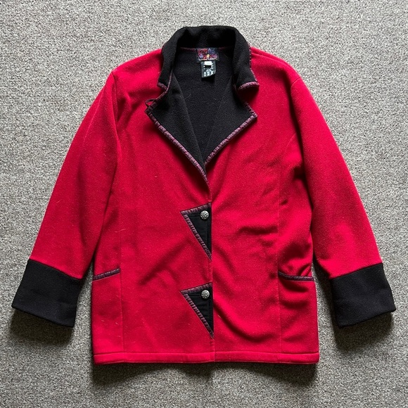 Vintage Red Fleece Button Front Jacket Womens XS Black Collar Polartec Retro 90s - Picture 1 of 16